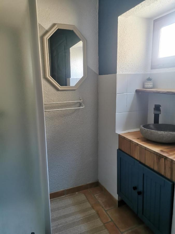 Appartamento Au Petit Faubourg Grignan Esterno foto